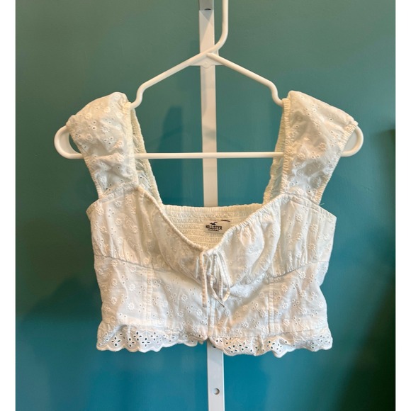 Hollister Tops - Hollister Womens Crop Top S White Eyelet Floral Smocked Back Ruffle Hem Blouse